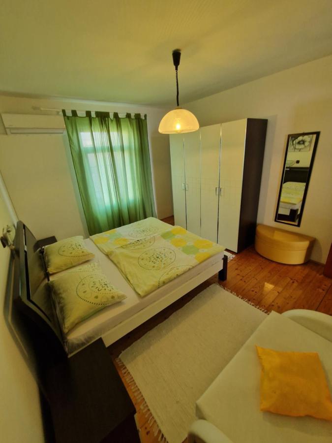 Villa Cvetić Selce Esterno foto